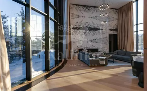 3-этажный коттедж 2 600 м² с отделкой