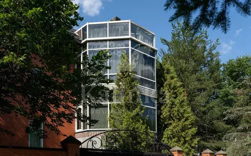 2-этажный коттедж 650 м² с отделкой