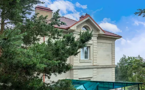2-этажный коттедж 577.9 м² без отделки