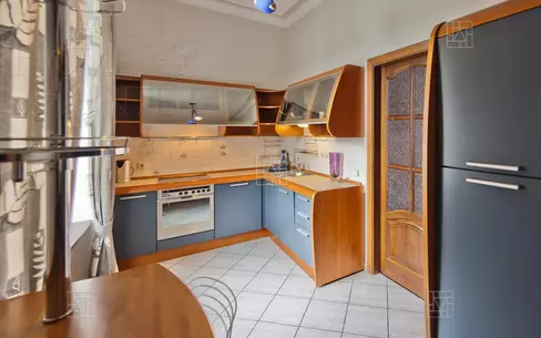 3-КОМН. КВАРТИРА С ОТДЕЛКОЙ 110 М² НА 4 ЭТАЖЕ
