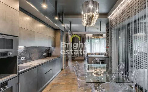 3-КОМН. КВАРТИРА С ОТДЕЛКОЙ 112.1 М² НА 1 ЭТАЖЕ