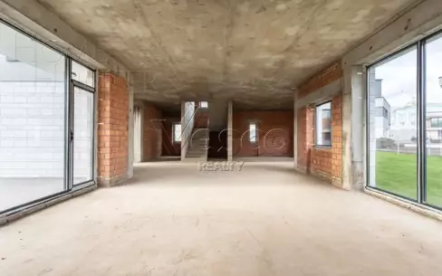 2-этажный коттедж 425 м² без отделки