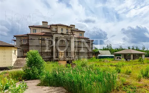3-этажный коттедж 1 230 м² без отделки