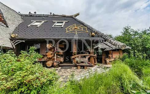 2-этажный коттедж 300 м² с отделкой