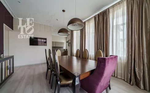 2-этажный коттедж 320 м² с отделкой
