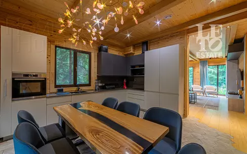 2-этажный коттедж 360 м² с отделкой