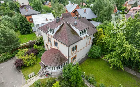 2-этажный коттедж 387.2 м² с отделкой