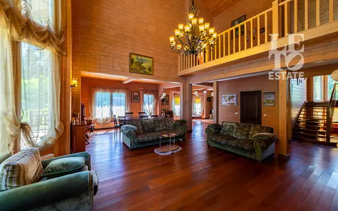 2-этажный коттедж 350 м² с отделкой