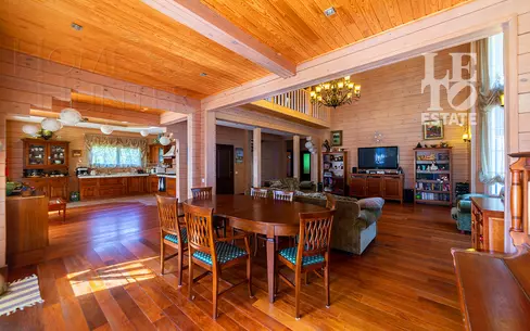 2-этажный коттедж 350 м² с отделкой