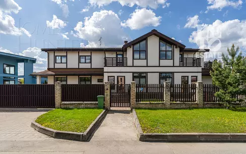 2-этажный коттедж 417 м² с отделкой