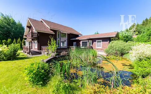 2-этажный коттедж 350 м² с отделкой