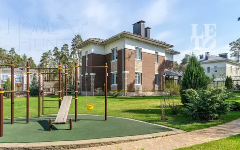 2-этажный коттедж 214 м² с отделкой