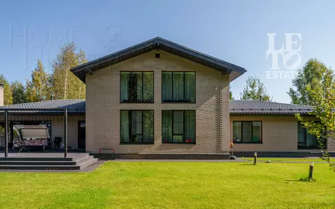 2-этажный коттедж 302 м² с отделкой