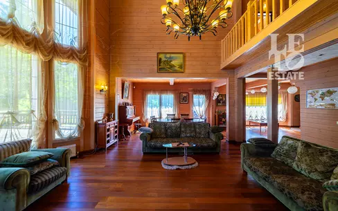 2-этажный коттедж 350 м² с отделкой