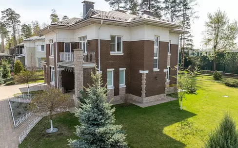 2-этажный коттедж 214 м² с отделкой