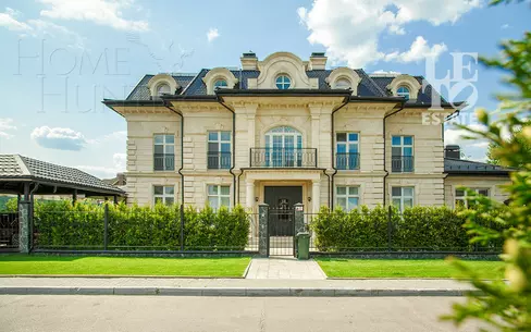 2-этажный коттедж 1 200 м² с отделкой