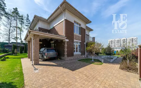 2-этажный коттедж 214 м² с отделкой