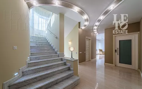 2-этажный коттедж 1 150 м² с отделкой