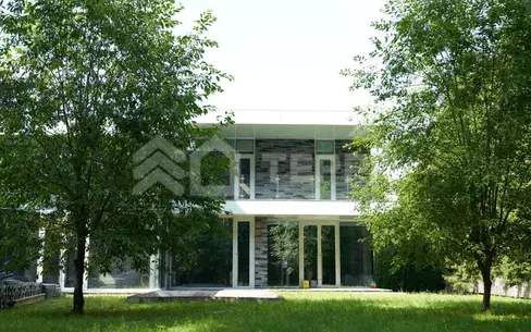 3-этажный коттедж 1 546 м² без отделки