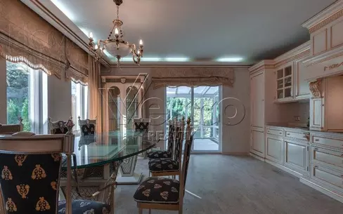 2-этажный коттедж 550 м² с отделкой