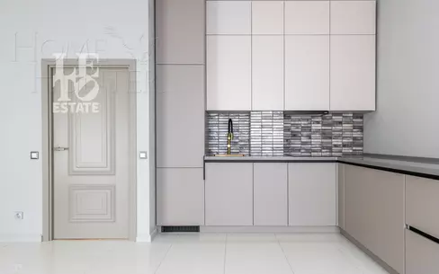 3-этажный таунхаус 250 м² с отделкой