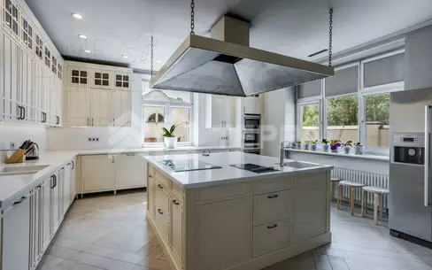 2-этажный коттедж 1 087 м² с отделкой