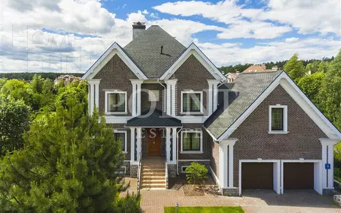 2-этажный коттедж 650 м² с отделкой