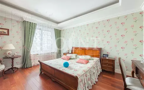 2-этажный коттедж 650 м² с отделкой