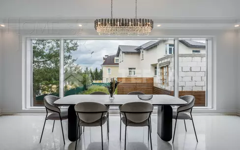 2-этажный коттедж 400 м² с отделкой