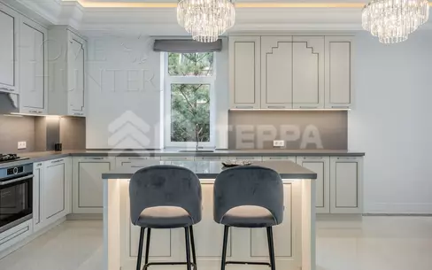 2-этажный коттедж 400 м² с отделкой