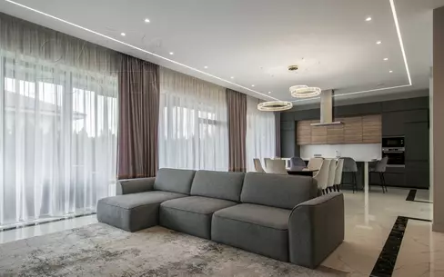 2-этажный коттедж 300 м² с отделкой