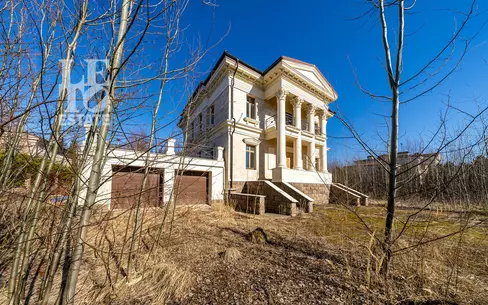 2-этажный коттедж 680 м² без отделки