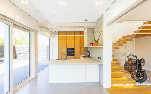 2-этажный коттедж 261 м² с отделкой