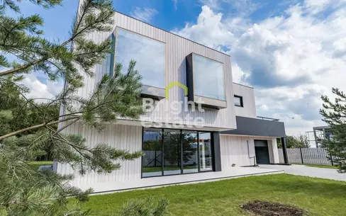 2-этажный коттедж 427 м² с отделкой