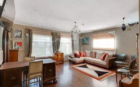 3-этажный коттедж 1 250 м² с отделкой