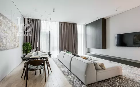 3-этажный таунхаус 244.7 м² с отделкой