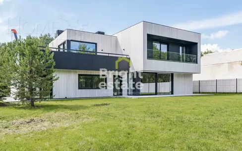 2-этажный коттедж 427 м² с отделкой