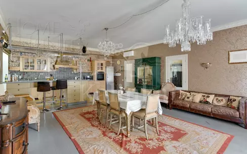 3-этажный коттедж 1 250 м² с отделкой