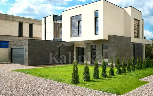 2-этажный коттедж 392.57 м² без отделки