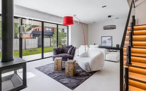 2-этажный коттедж 427 м² с отделкой