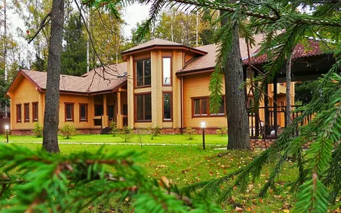 2-этажный коттедж 550 м² с отделкой