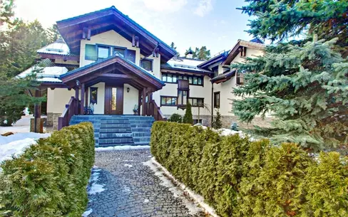 2-этажный коттедж 800 м² с отделкой