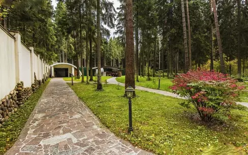 2-этажный коттедж 840 м² с отделкой