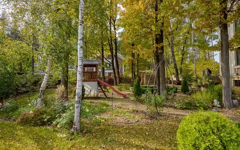 2-этажный коттедж 1 100 м² с отделкой