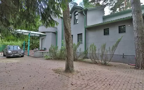 2-этажный коттедж 653 м² с отделкой