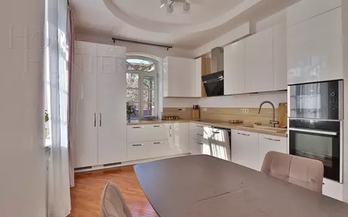 2-этажный коттедж 450 м² с отделкой