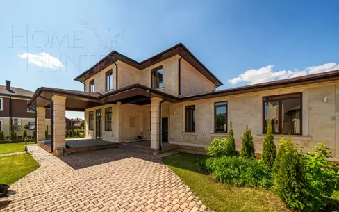 2-этажный коттедж 400 м² с отделкой