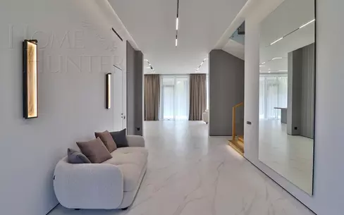 2-этажный коттедж 604 м² с отделкой