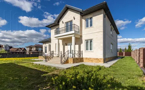 2-этажный коттедж 310 м² с отделкой