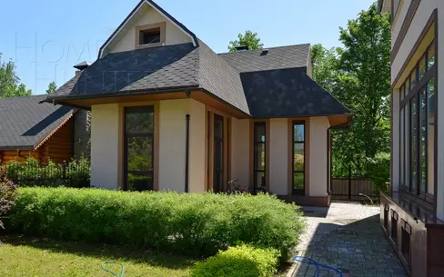 2-этажный коттедж 600 м² с отделкой
